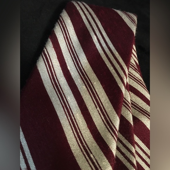 Givenchy - 100% Silk Maroon And Off White Striped Tie - Picture 4 of 8